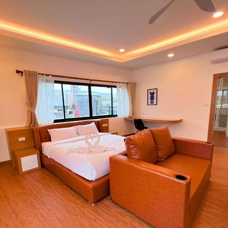 The Lodge Pattaya Dış mekan fotoğraf